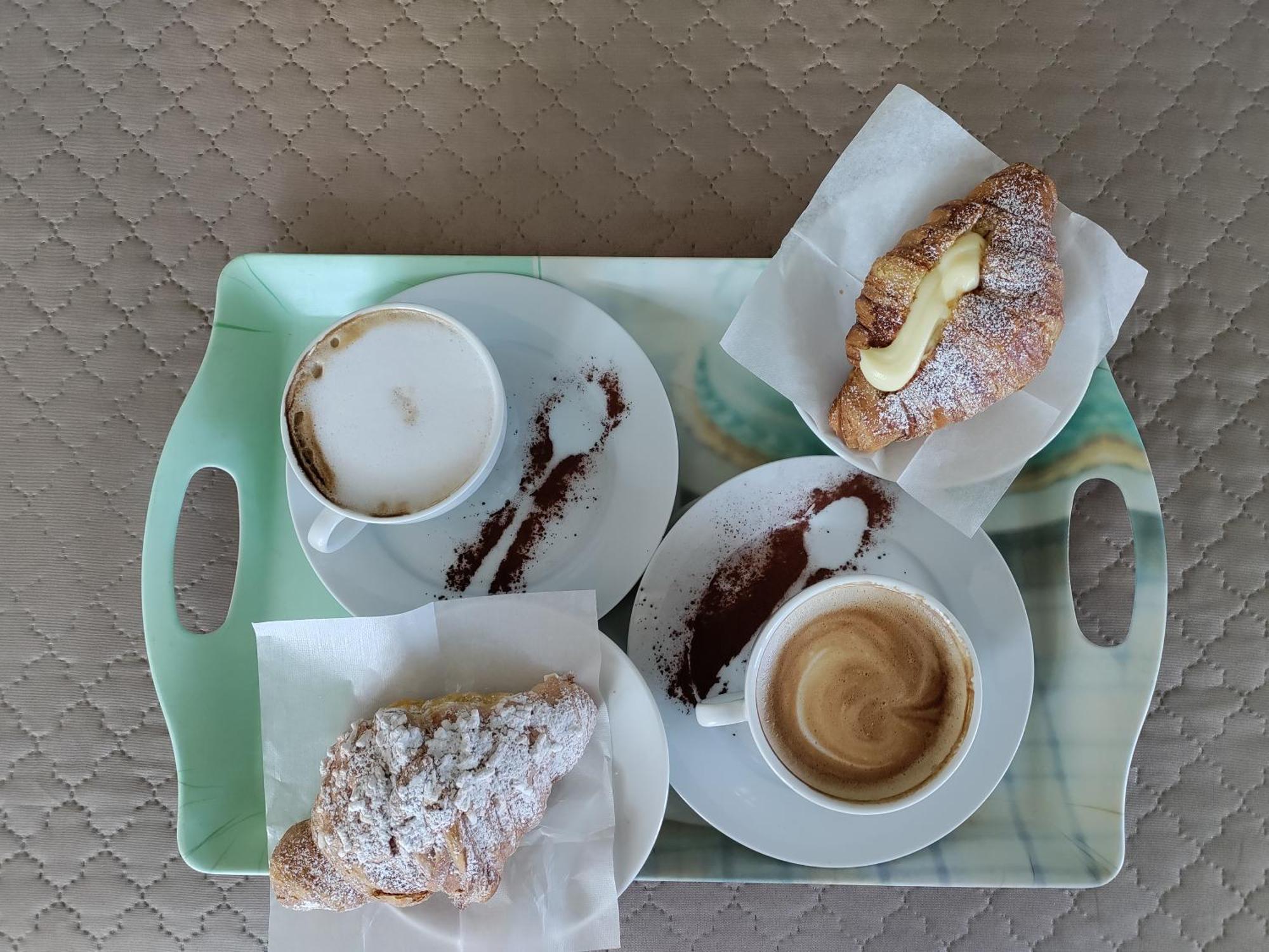 La Dimora Degli Artisti Bed & Breakfast Pescara Oda fotoğraf