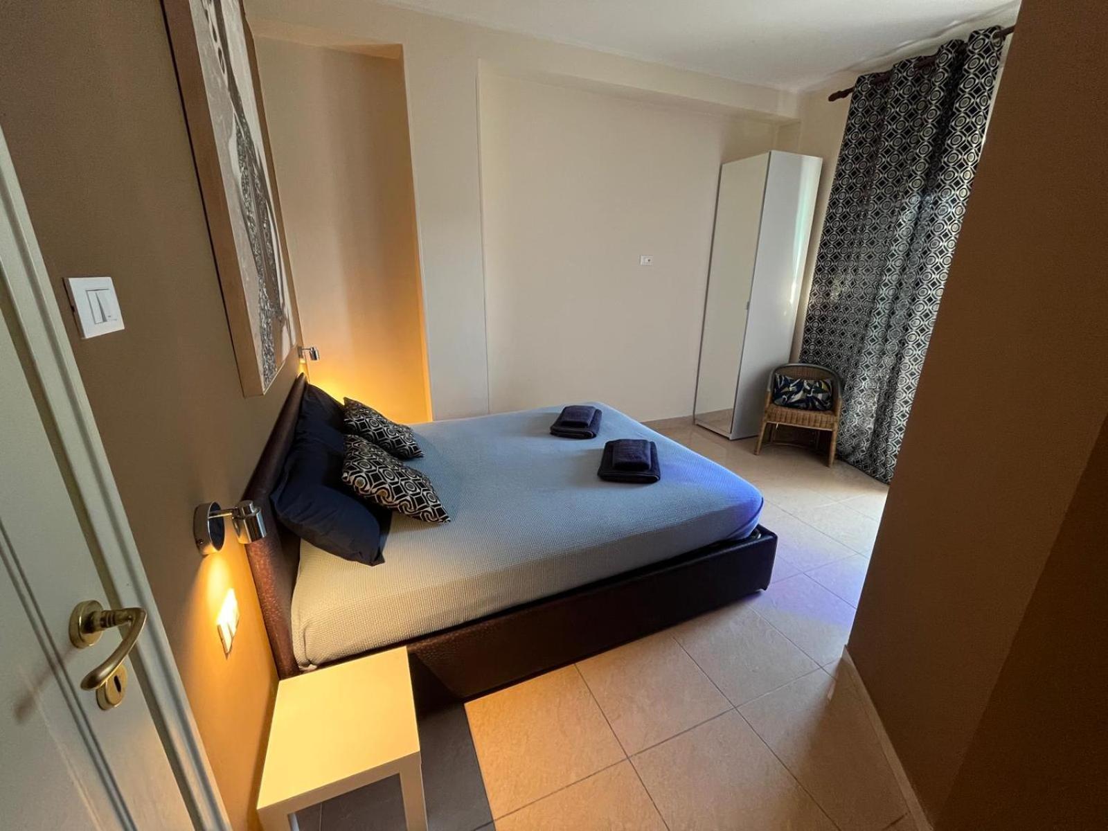 La Dimora Degli Artisti Bed & Breakfast Pescara Oda fotoğraf